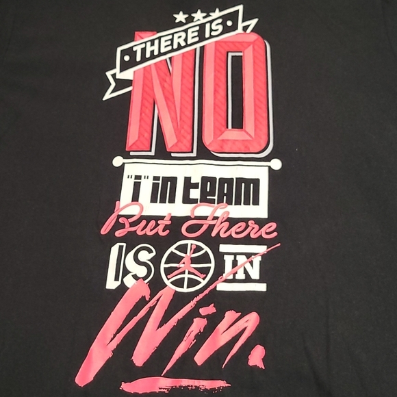 Jordan shirt ๐ - Picture 1 of 4